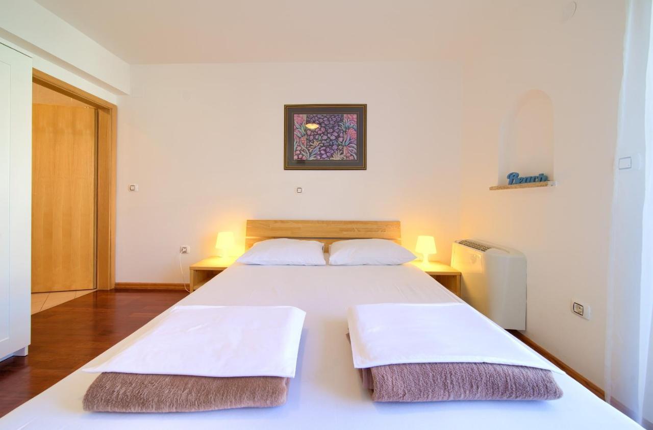 Bed&Breakfast Lucija Bed and Breakfast Punat Buitenkant foto