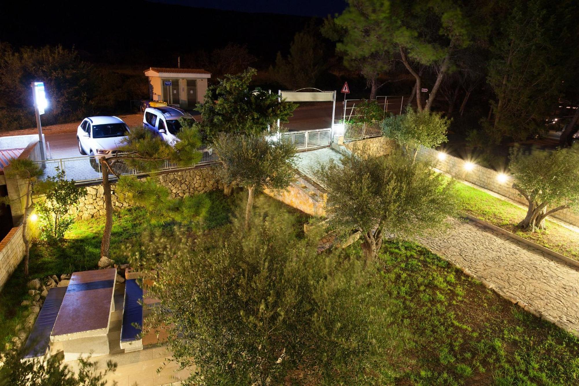 Bed&Breakfast Lucija Bed and Breakfast Punat Buitenkant foto
